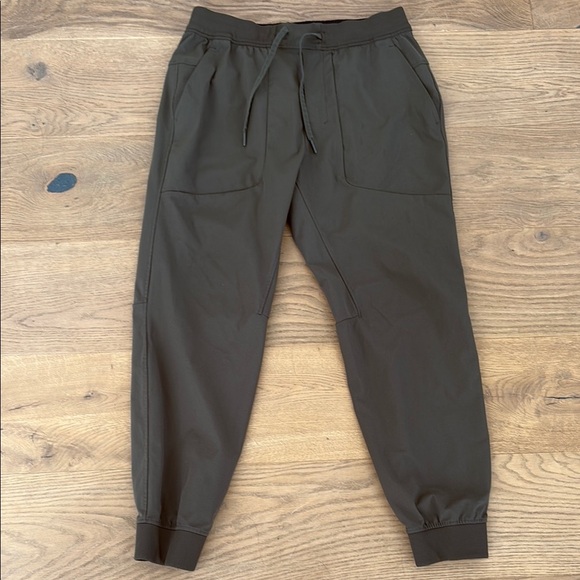 lululemon athletica Other - Lululemon Men’s ABC Jogger Size L